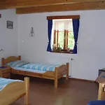 V Podhradí