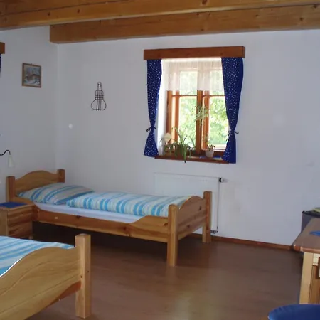 V Podhradi