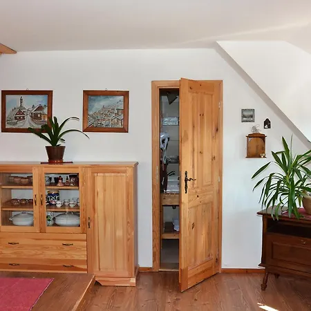 V Podhradi 3*