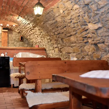V Podhradi Inn Stramberk