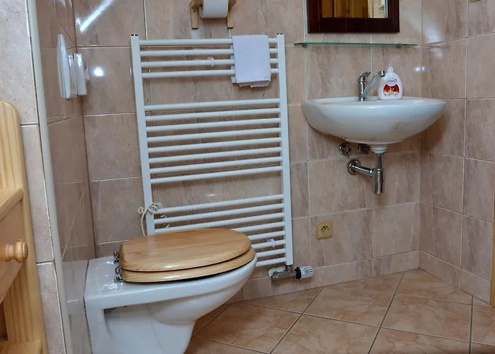 V Podhradi 3*